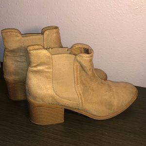 Women’s Dress Boots